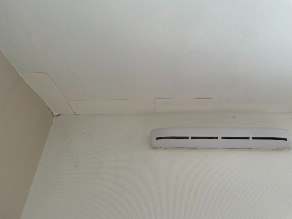 Plafond après 3 mois avec DryTape – aucune aggravation